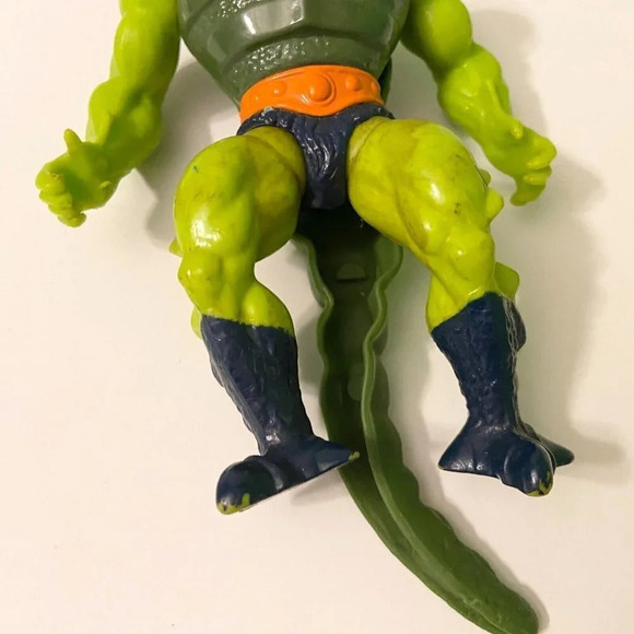 Vintage 1983 MOTU Whiplash Masters Of The Universe  He Man Torn Cape - Picture 14 of 16